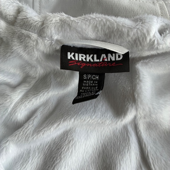 Kirkland Signature White Jacket-Size SMALL - Picture 2 of 3